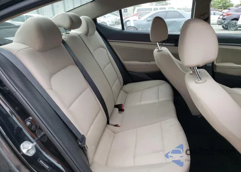 2017 Hyundai Elantra Se из США, поврежденный, VIN 5NPD84LF2HH156914